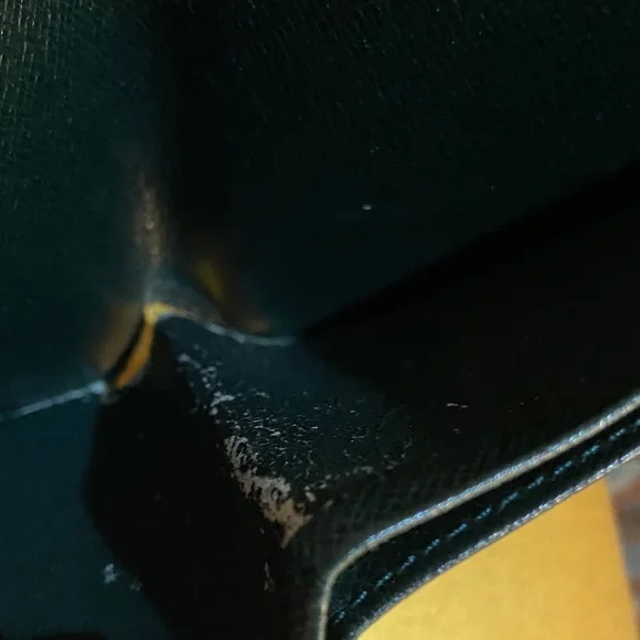 Louis Vuitton Textured Black Wallet - Picture 9 of 10